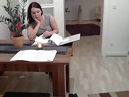 თავდაყირა მინეჟი სახლში